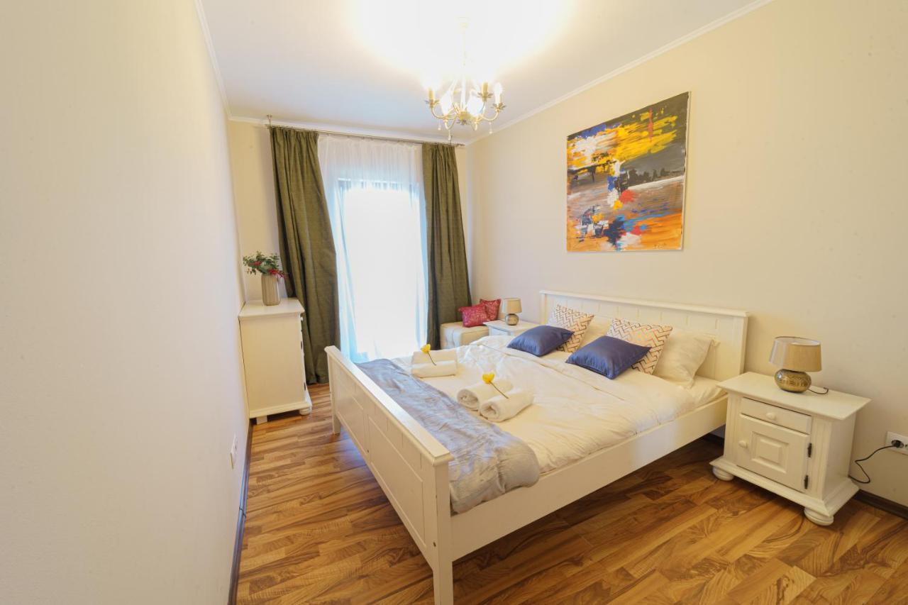 5* Mansion In City Center Cluj-Napoca Buitenkant foto
