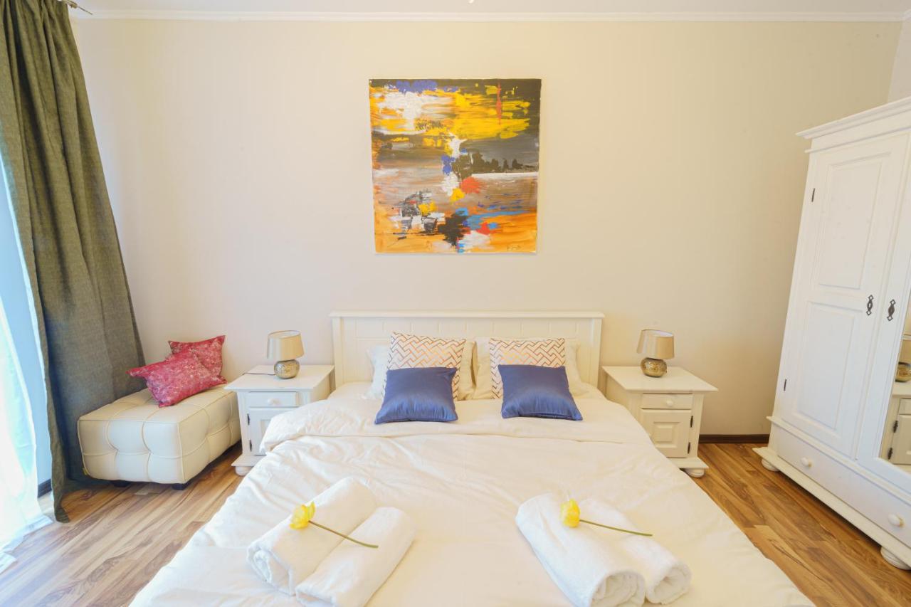 5* Mansion In City Center Cluj-Napoca Buitenkant foto