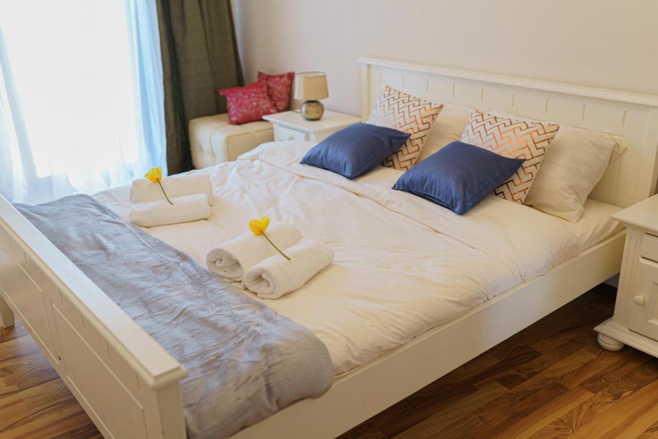 5* Mansion In City Center Cluj-Napoca Buitenkant foto