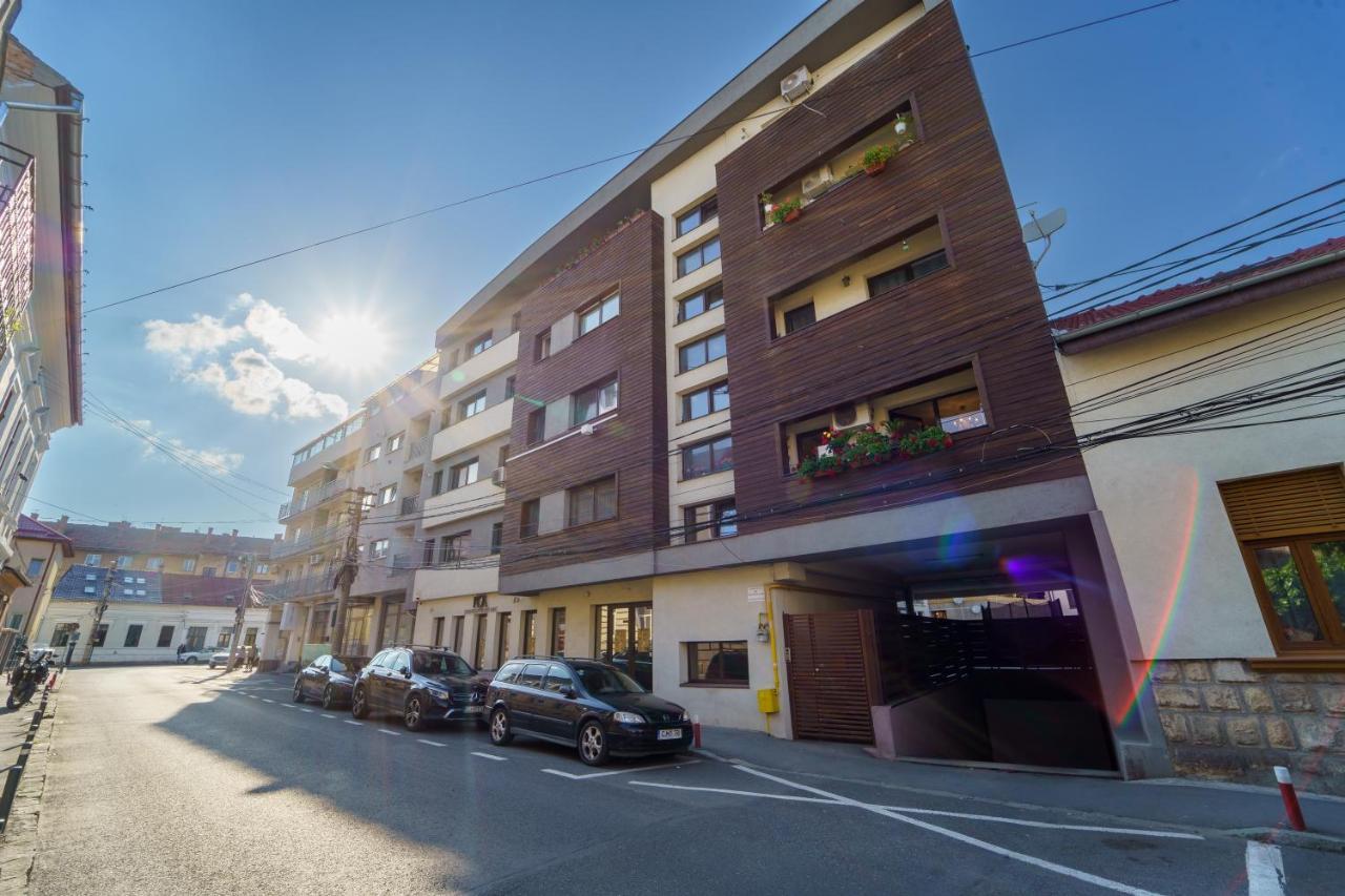 5* Mansion In City Center Cluj-Napoca Buitenkant foto