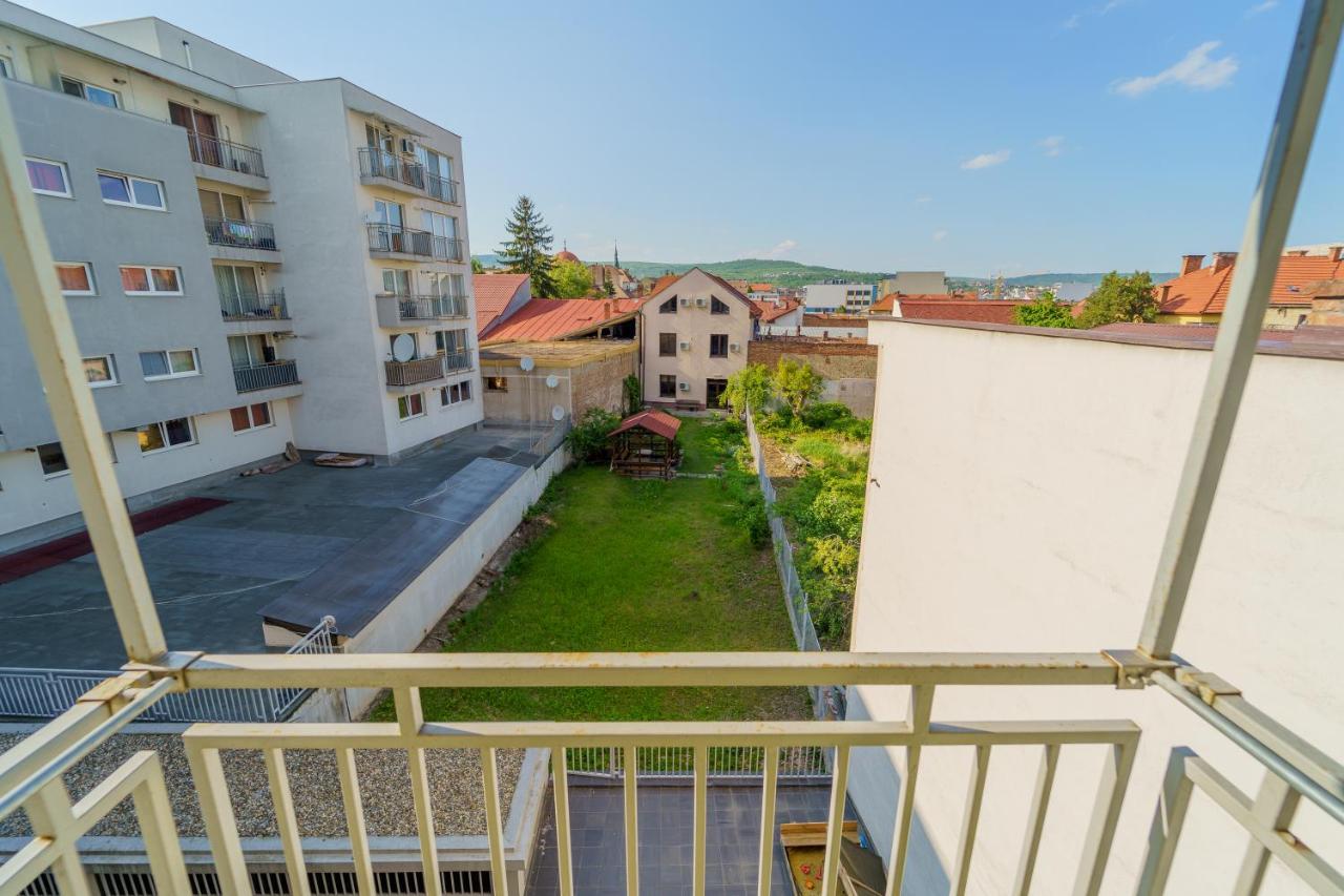 5* Mansion In City Center Cluj-Napoca Buitenkant foto